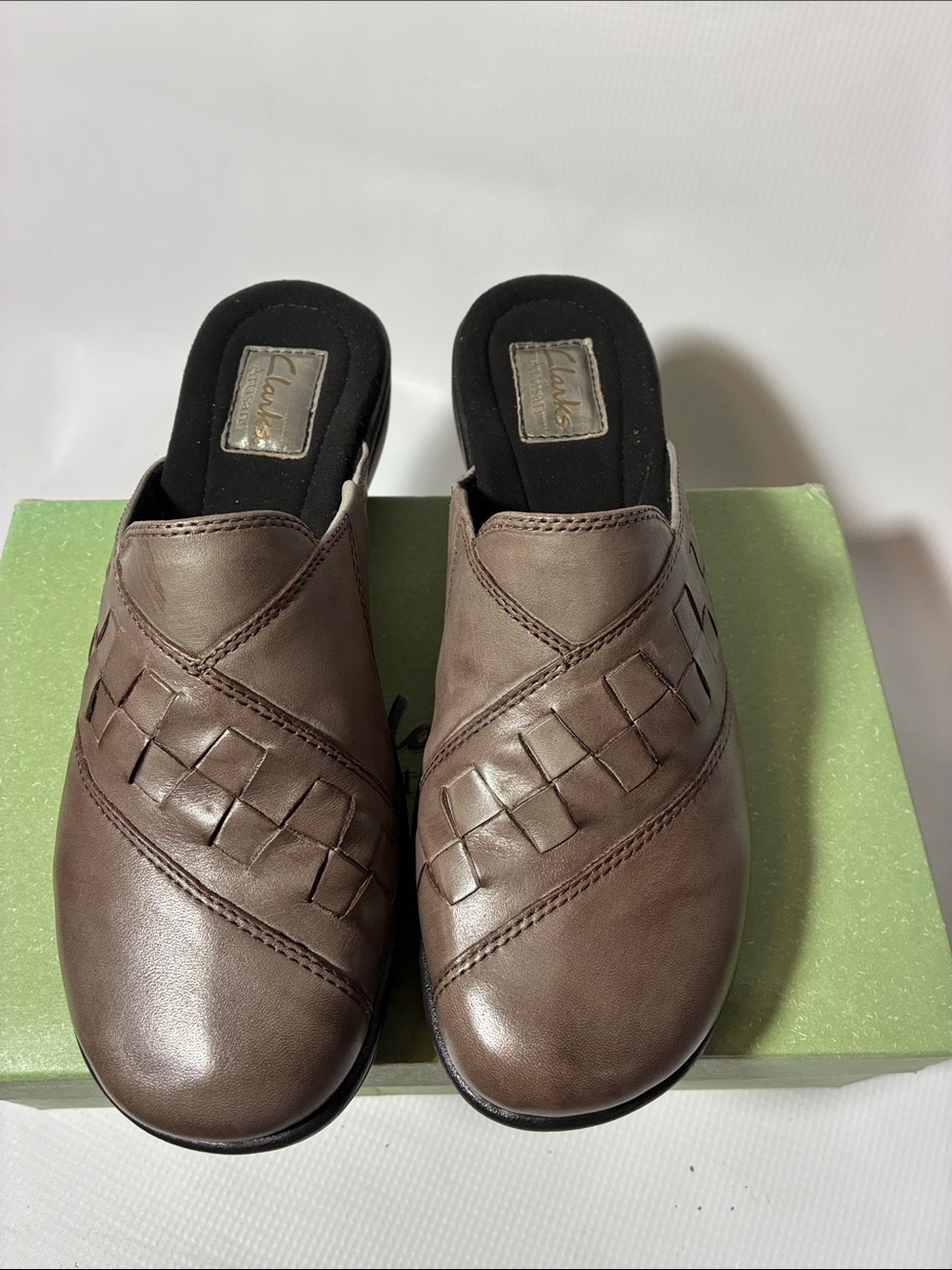 Clarks Women's Brown Leather Woven Slip-On Clogs